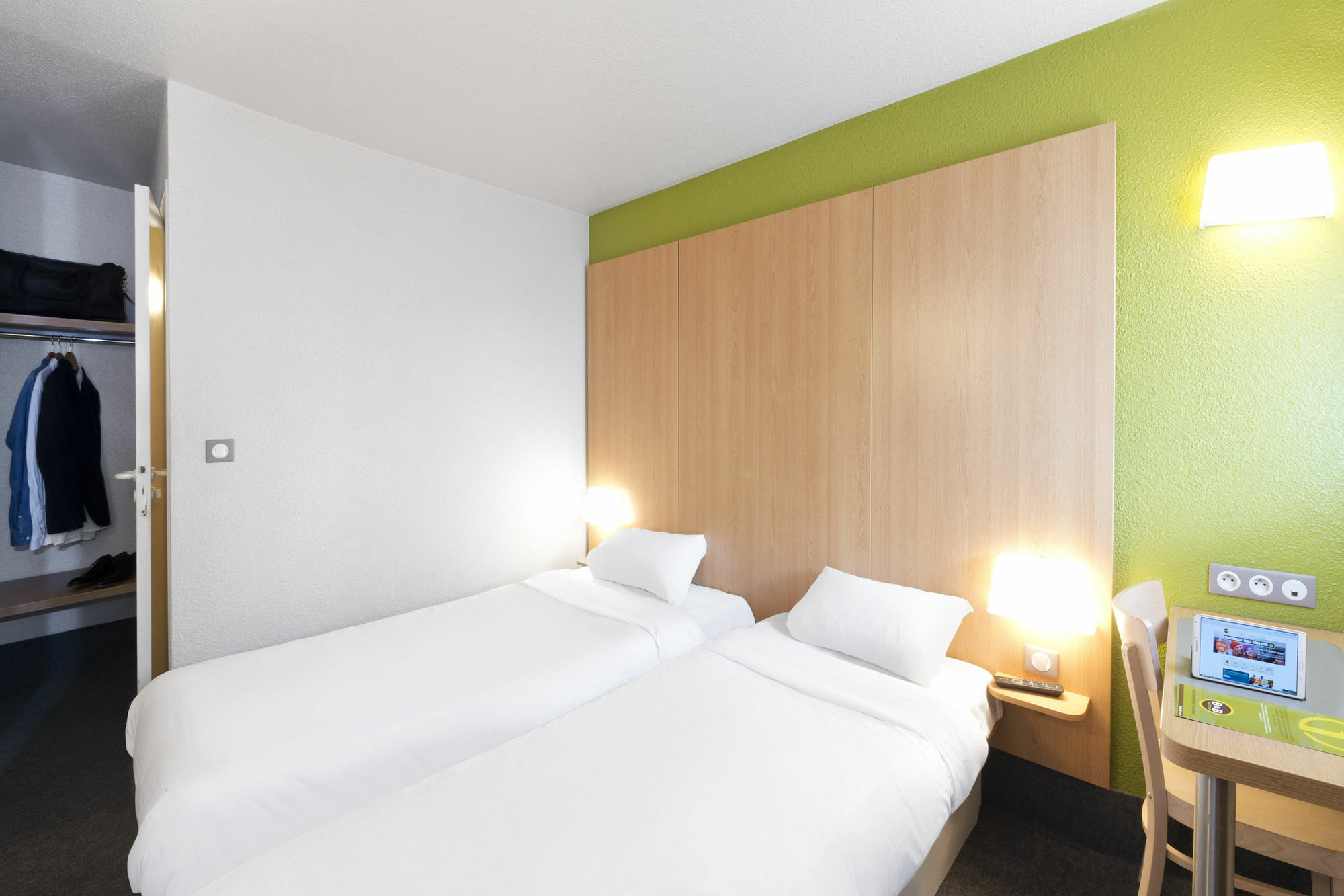 B&B Hotel Saint-Malo Centre Экстерьер фото